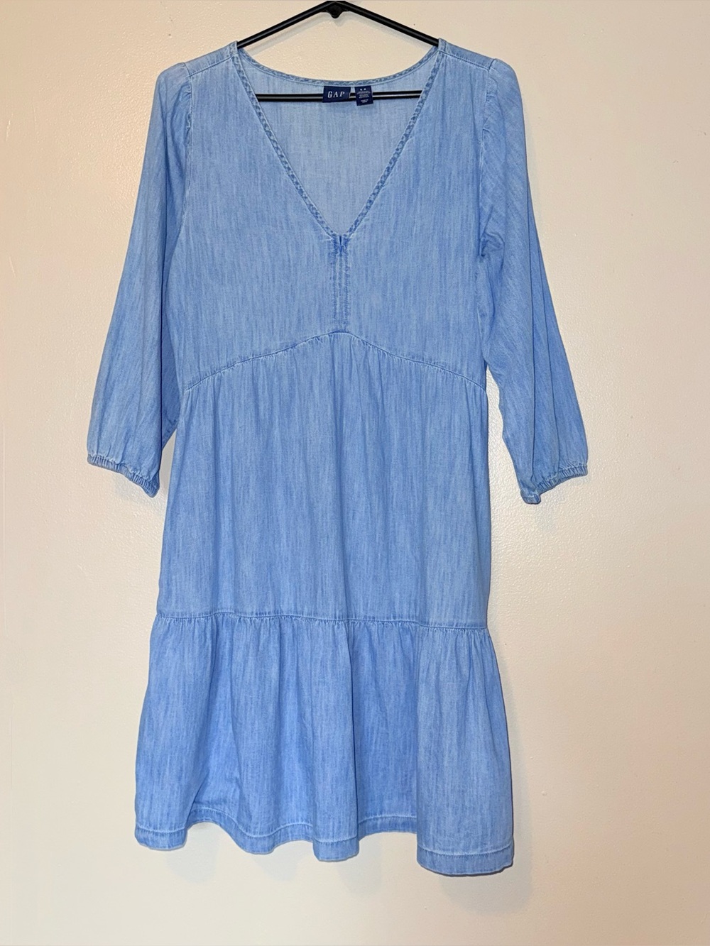 GAP Chambray V-Neck Tiered Dress in Light Blue